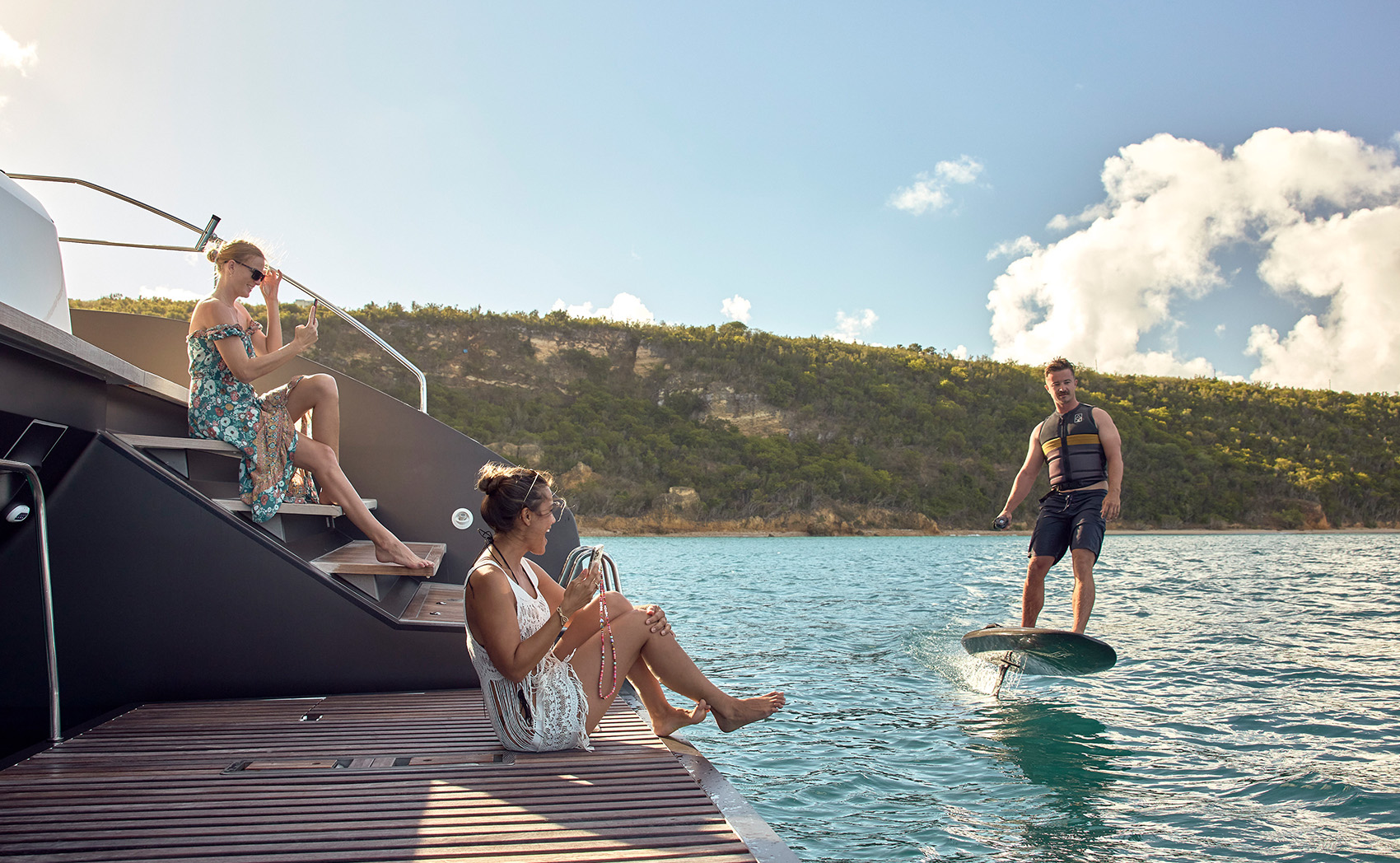 La-Gatta-Homepage-Electric-Hydrofoil-Surfboard