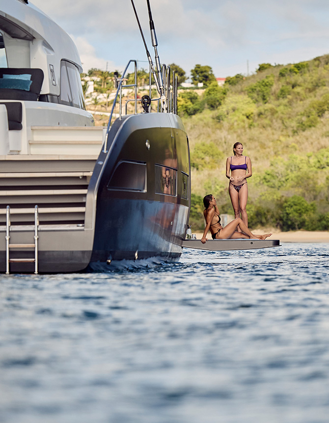 La-Gatta-Homepage-Private-Beach-Platform-Mobile